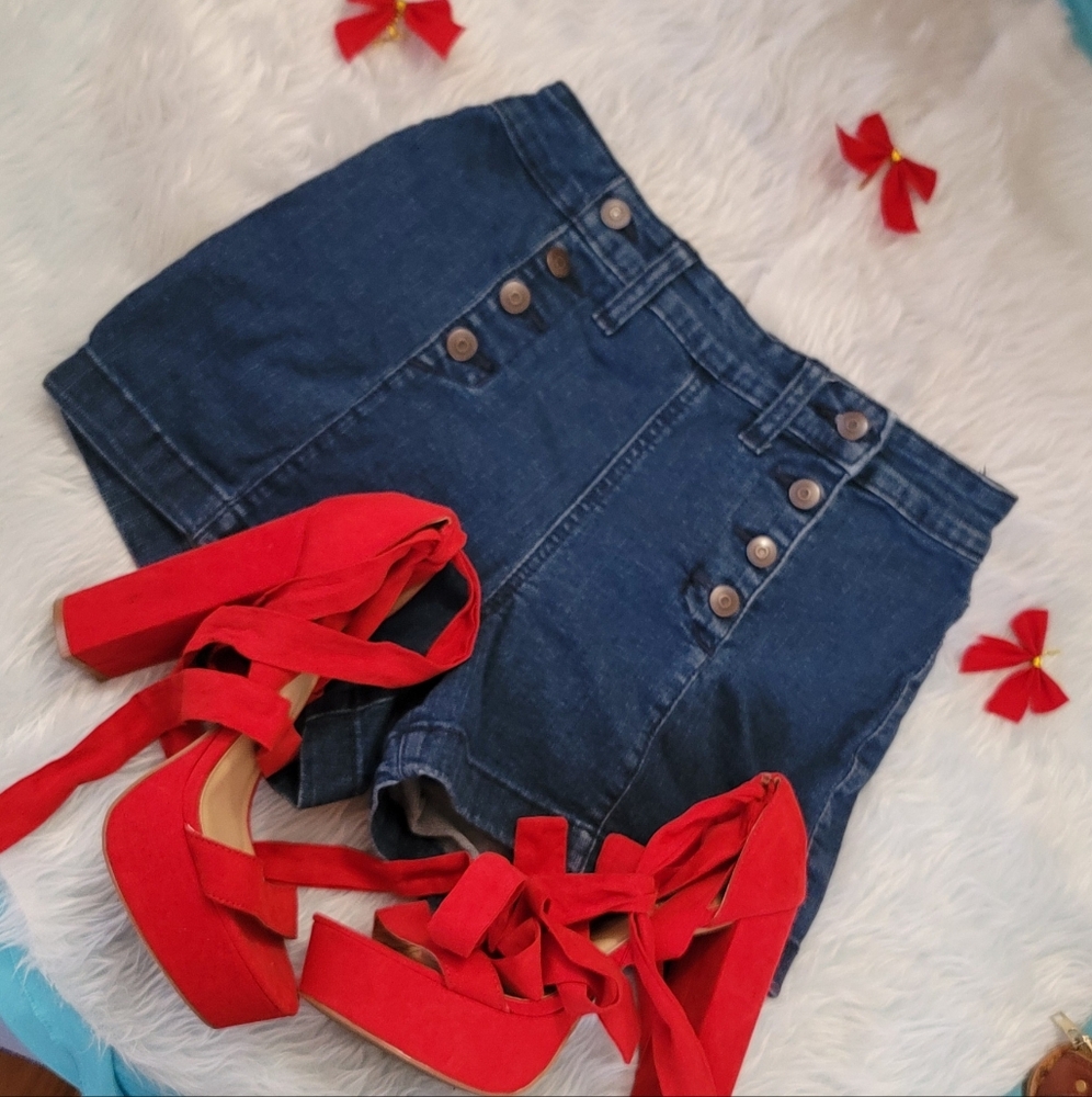 NOBO High Rise Shorts - Picture 5 of 5